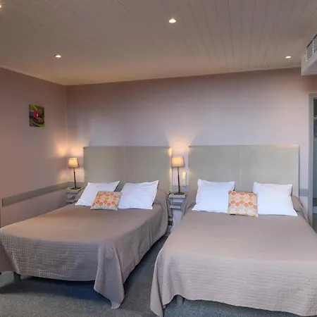 Hotel De L'europe 2*
